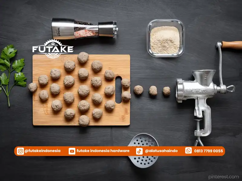 cara giling daging bakso yang benar untuk usaha agar adonan tetap konsisten dan pembeli makin ramai