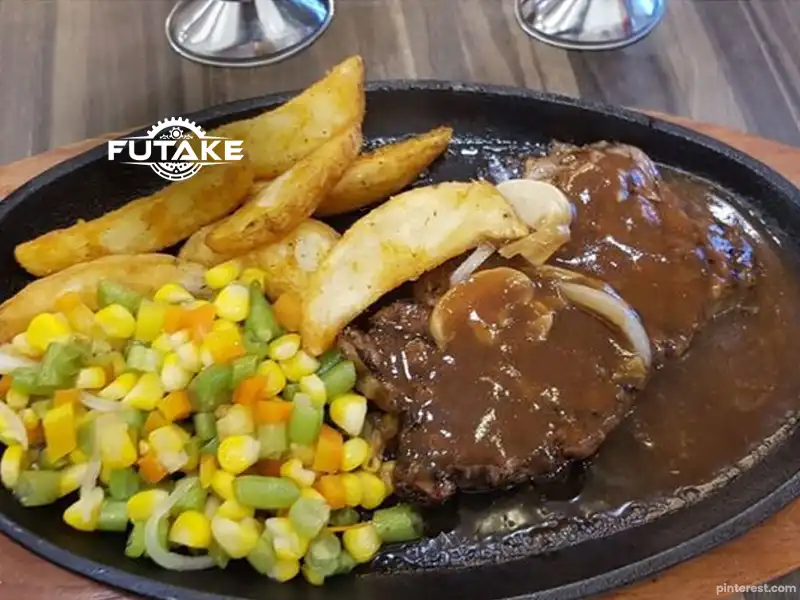 steak daging sapi rumahan dari olahan daging kurban juicy dan lezat